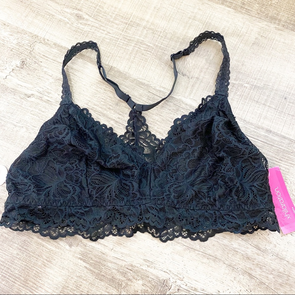 - Xhilaration Woman’s black lace Bralette size xl